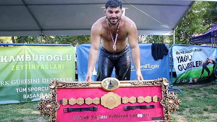 İzmir'in yağlı güreş şöleninde altın kemer Erkan Taş'ın oldu