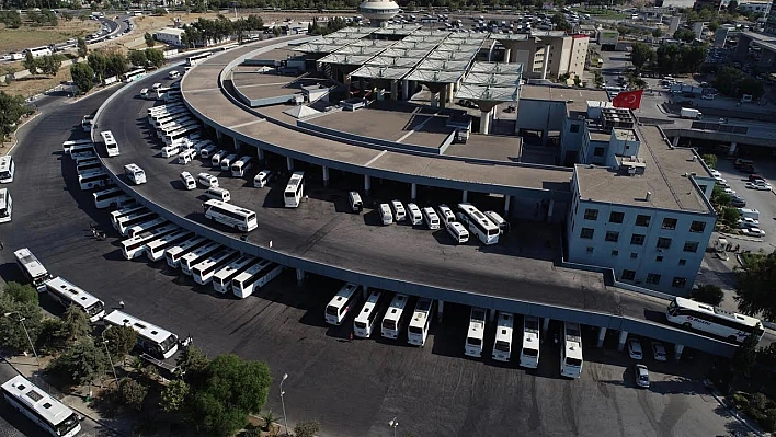 İzmir otogarı işletmecisi belediyenin 305 Milyon TL'lik ecrimisil talebine tepki gösterdi