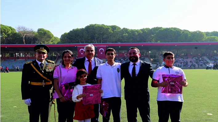 Kalemlerinden Zafer Çıktı