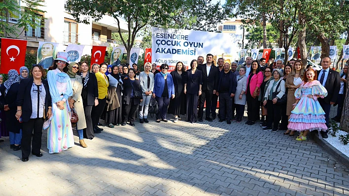 Karabağlar'da söz çocuklarda: 3. Ücretsiz Oyun akademisi Esendere'de açıldı