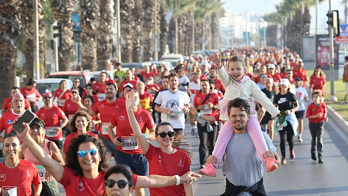 Karşıyaka'da sevgililer hep birlikte koşacak