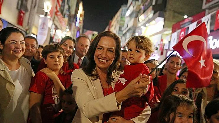 Karşıyaka'da zafer coşkusu bir haftaya yayılıyor