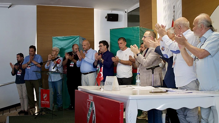 Karşıyaka Yönetimi: 'Herkes elini taşın altına koymalı'