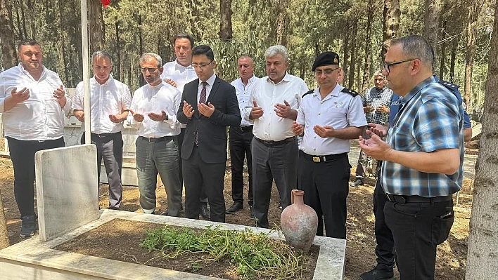 Kiraz'da 15 Temmuz şehitleri dualarla anıldı