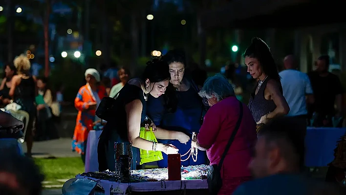 Konak Belediyesi'nden kadın emeğine gece desteği