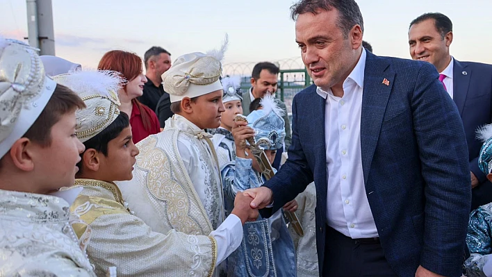 Koruma altındaki çocuklara unutulmaz sünnet düğünü