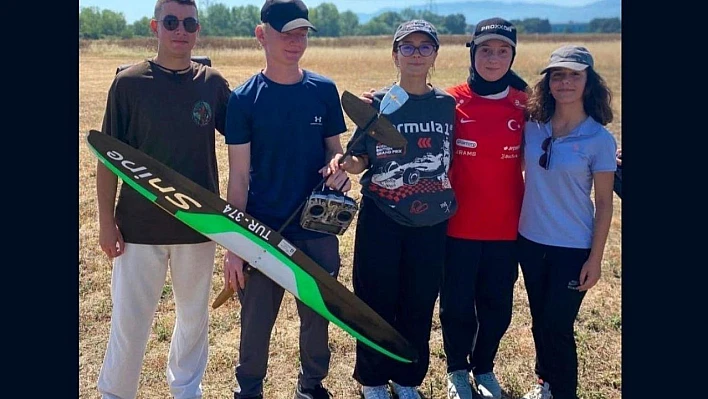 Malatya'dan F3K RC Planör Dünya Şampiyonası'nda Türkiye'yi temsil edecek Genç Milli Takım'a  destek