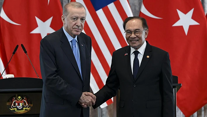 Malezya Başbakanı'ndan Erdoğan'a: ''Kalbimin Tek Sahibine!''