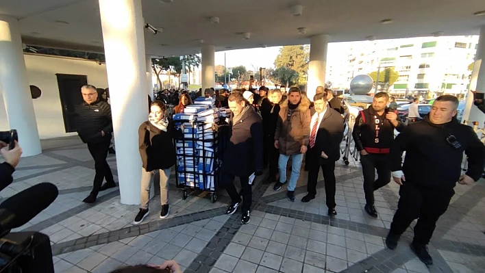 Martı TAG, paylaşımlı yolculuk talebiyle 48 bin imzayı UKOME'ye sundu