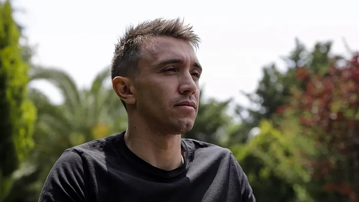 Muslera'dan muhabire sert tepki: 'Futbolu bırakmamı mı istiyorsunuz?'