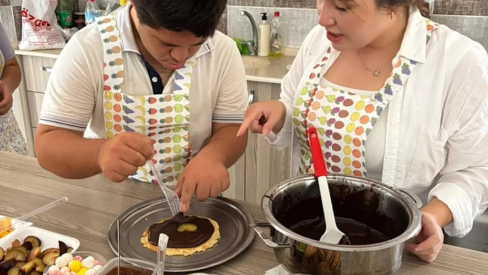 Ödemiş Halk Eğitim Merkezi'nde waffle yapım atölyesi düzenlendi