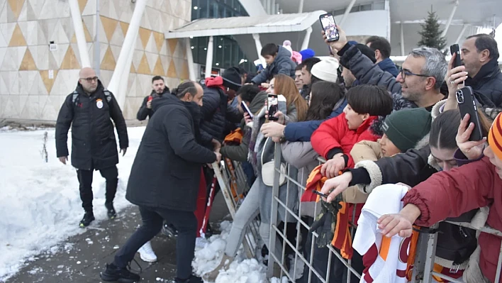 Osimhen'in Üzerine Bariyer Devrildi