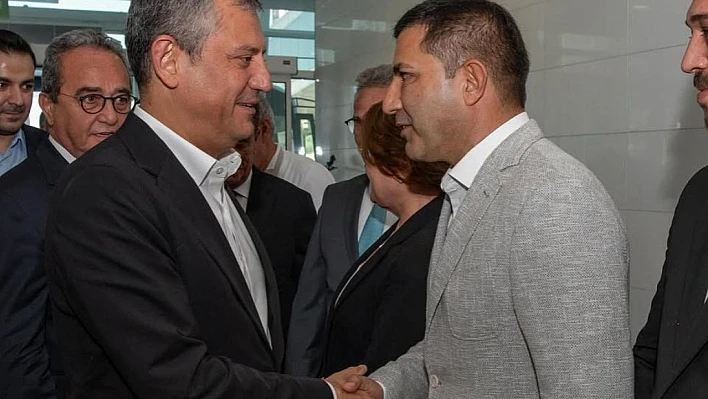 Özgür Özel, Aydın'da coşkuyla karşılandı
