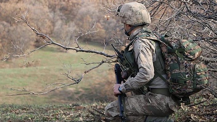 Pençe-Kilit Operasyonu'nda teröristlere ait mağara ele geçirildi