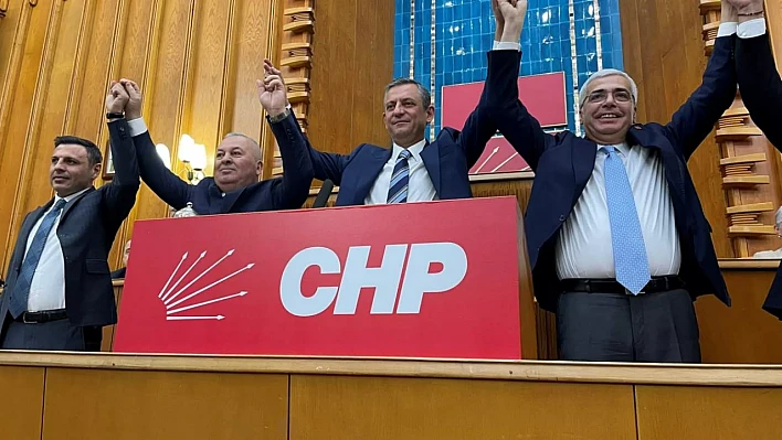 Salih Uzun ve Cemal Enginyurt, CHP'ye katıldı!