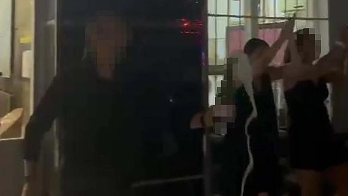 Şampanyalı kutlamanın bedeli! 10 öğretmenden görevden alındı