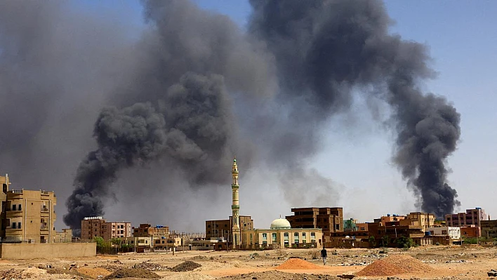 Sudan'da hastaneye dronlu saldırı: En az 70 kişi öldü!