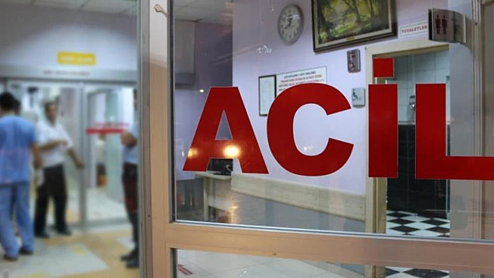 Tire'de 4 öğrenci aynı yemekten sonra hastaneye kaldırıldı