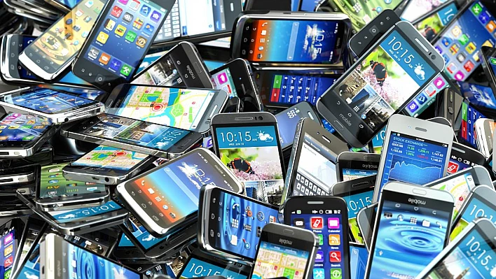 Türkiye'de 2025 sonunda milyonlarca telefon kullanıma kapatılacak