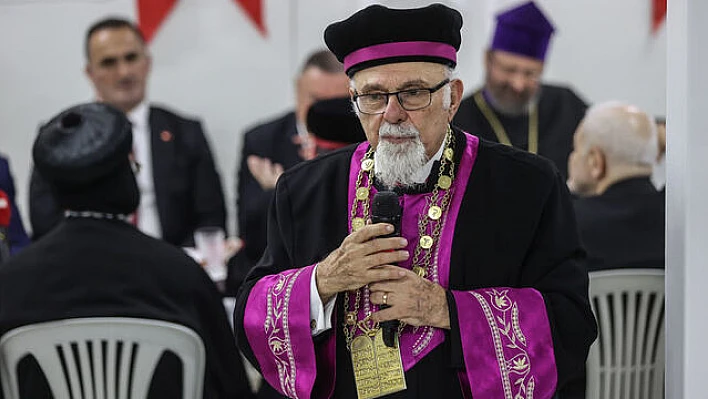 Türkiye Musevileri Hahambaşı Rav İsak Haleva Vefat Etti