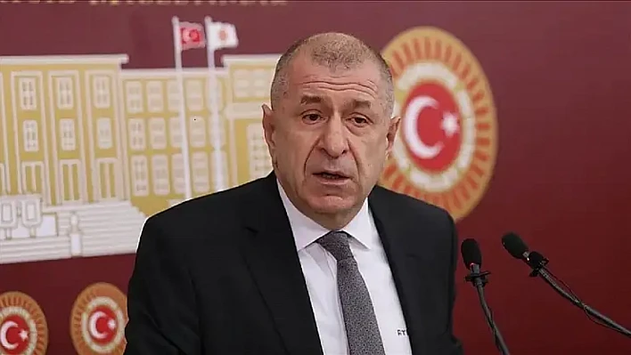 Ümit Özdağ'dan 'Türklük' vurgusu: 'Dedeleri Afrikalı olsa da Türk'tür'
