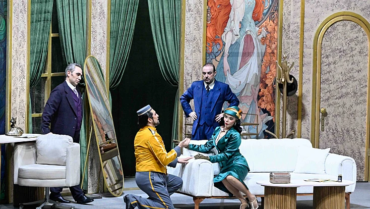 'Bir Tenor Aranıyor' yeniden İZDOB sahnesinde