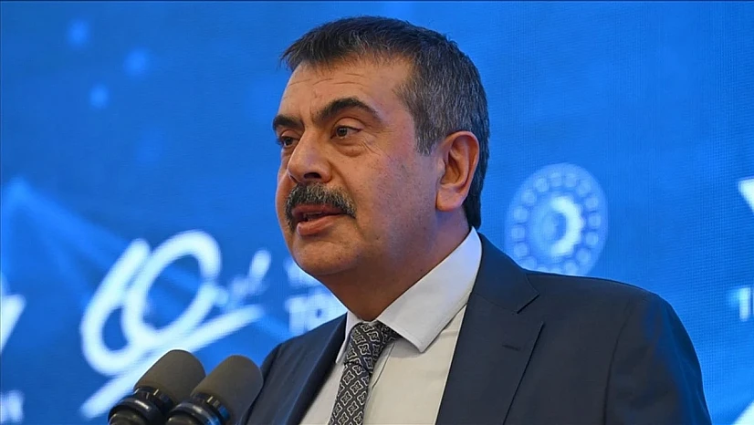 10 Kasım'da okullar tatil edildi, CHP tepki gösterdi