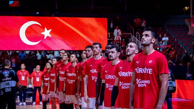 12 Dev Adam 24 yıl sonra EuroBasket'te yarı finalde!