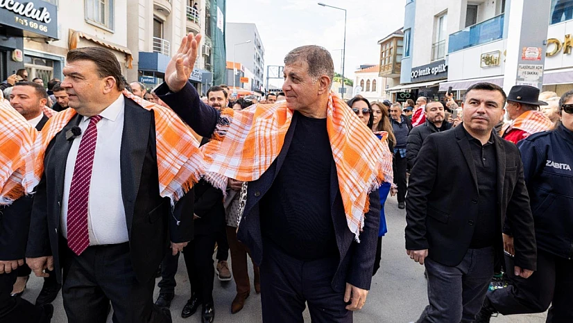 25. Seferihisar mandalina şenliği üreticiyi sevindirdi