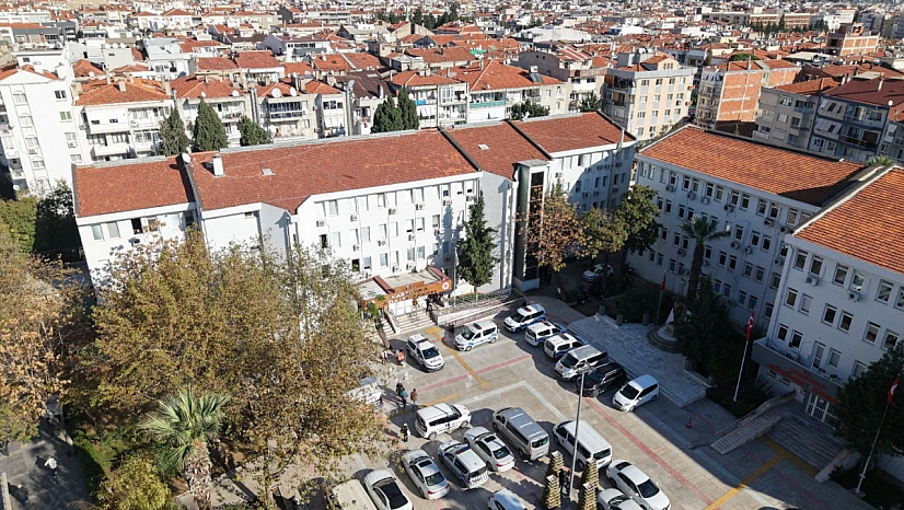 Başkan Ünsal'dan müjde: 'Adliye, Karşıyaka'da kalacak'