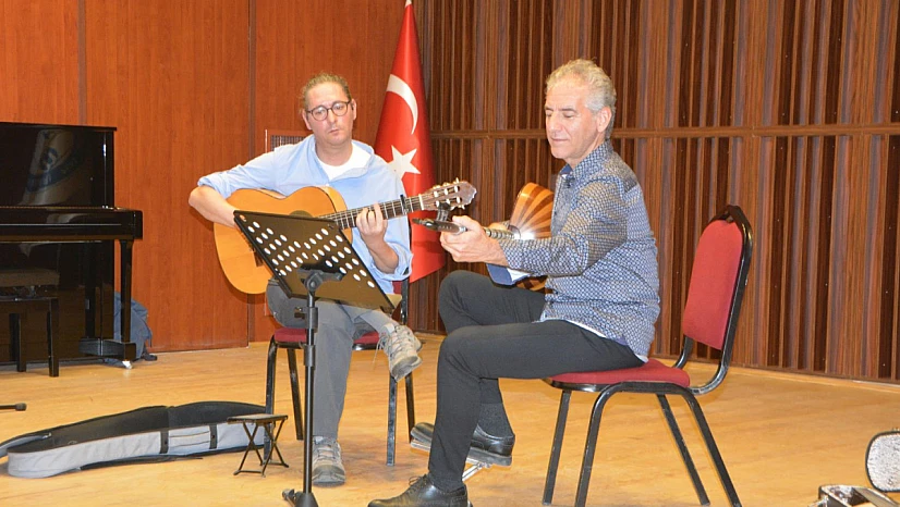 EÜ Konservatuarında 'Flamenko Gitar' dinletisi müziğe yolculuk sundu
