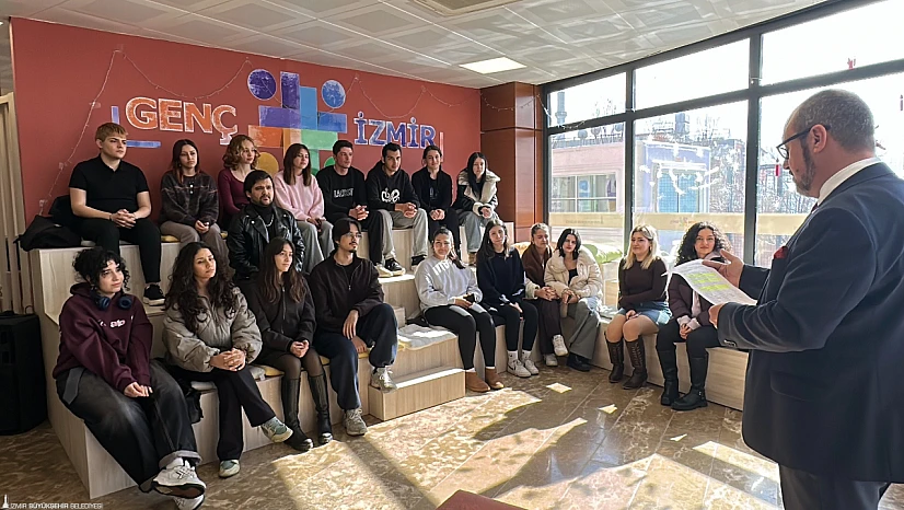 İzmir Büyükşehir Belediyesi gençlerin sanat yolculuğunu destekliyor