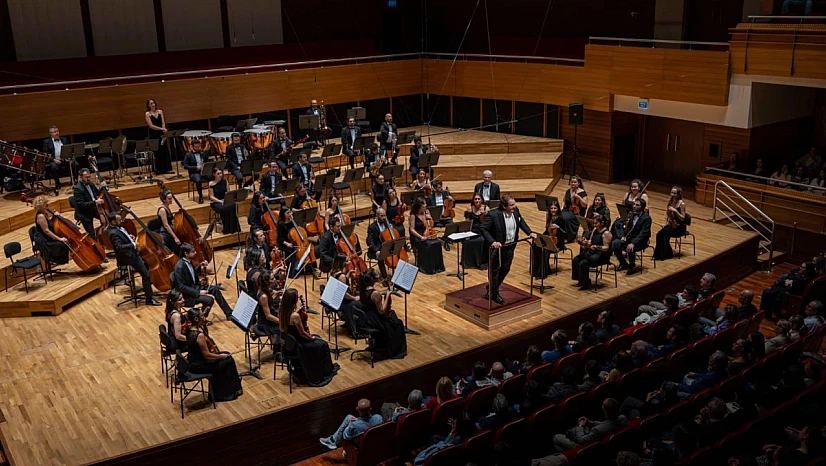 İzmir'de unutulmayacak klasik müzik gecesi: İzmir Oda Orkestrası konseri