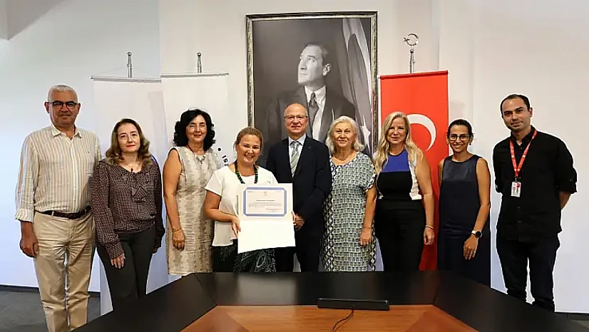 İzmir Ekonomi Üniversitesi'ne 'Sağlıklı Kampüs' belgesi