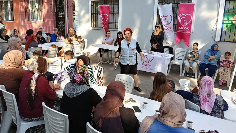 KAÇOK Derneği 'Hakkınız Var' Eğitim serisine İzmir'de başladı