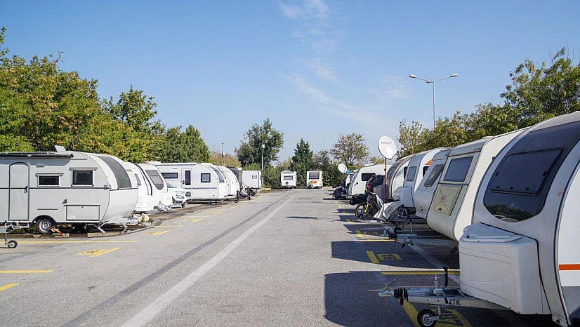 Karavancıların yeni gözdesi: İnciraltı karavan parkı
