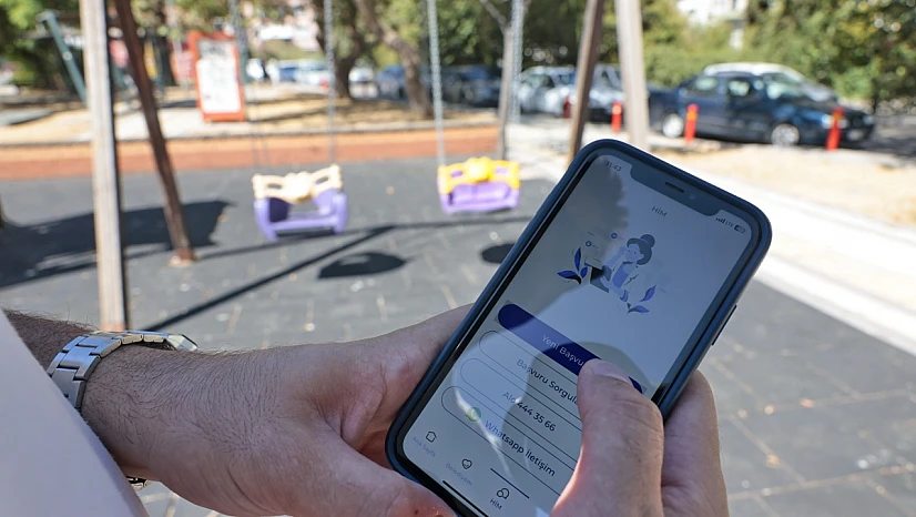 Konak Belediyesi'nden dijital hizmet atağı: Mobil uygulama ile çözüm cebe geldi