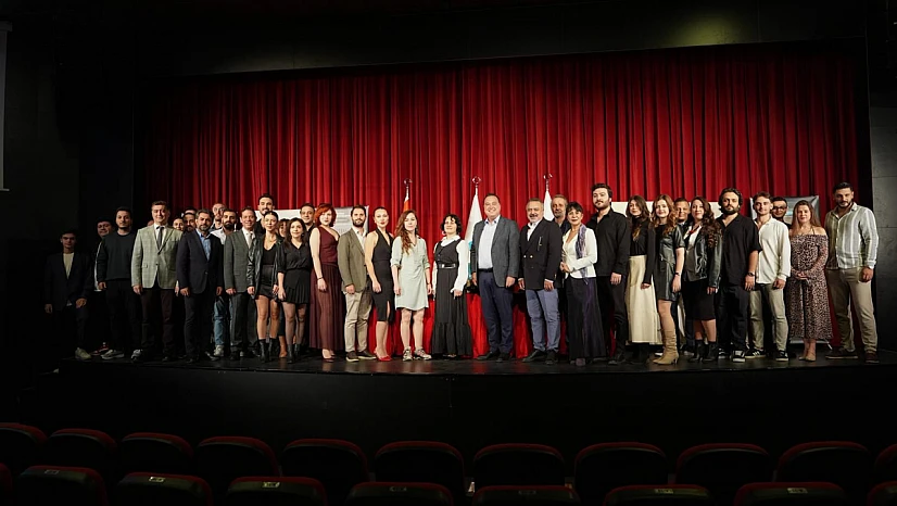 Manisa şehir tiyatrosu yeni sezona 'Romeo ve Juliet' ile merhaba diyor