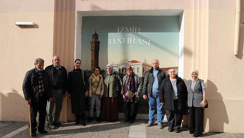Menderes Belediyesi'nden görme engelli bireylere anlamlı müze gezisi