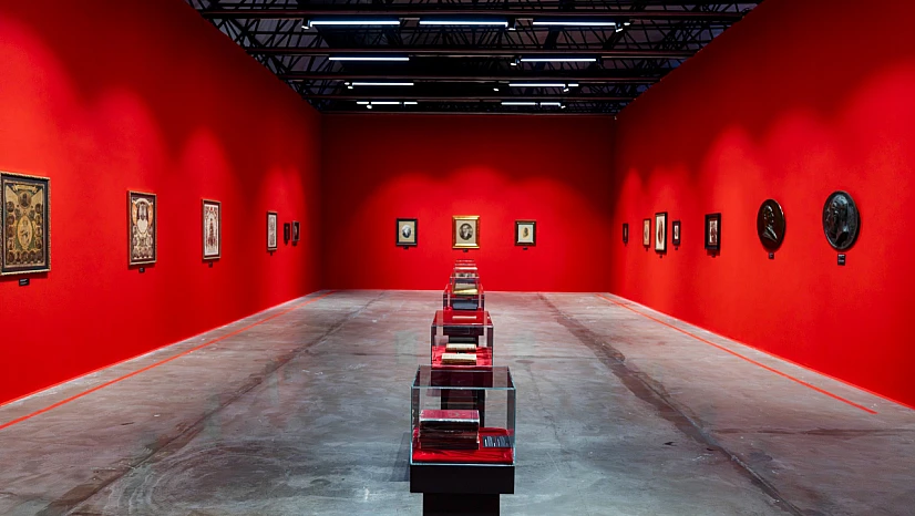 Refik Anadol sergilerine yoğun ilgi: İzmir'deki sergiler 21 Aralık'a kadar uzatıldı