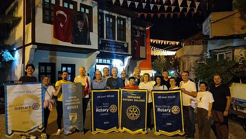 Rotaryenler Kocatepe yürüyüşünde: 'Zafer Yolu'nda geleceğe yürüyoruz'