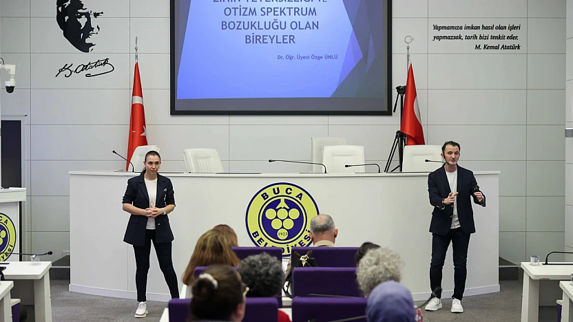 Buca Belediyesi'nden anlamlı adım: Çalışanlara Otizm farkındalık eğitimi