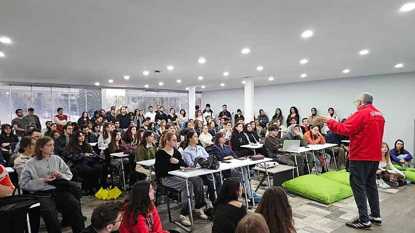 Ege Üniversitesi, öğrencilerini TÜBİTAK projelerine hazırlıyor