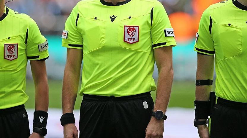 Hakem bahis skandalı: TFF'de sarsıntı! liglere ara verilecek mi?