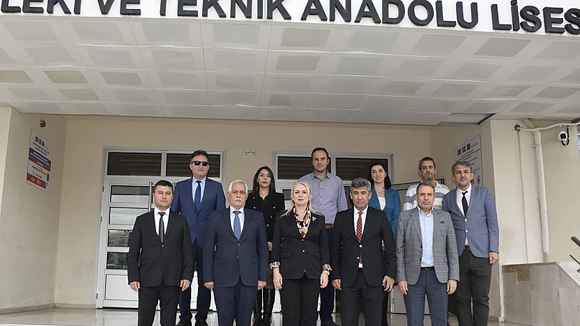 Karşıyaka'da mesleki ve teknik eğitim kurumları bir araya geldi