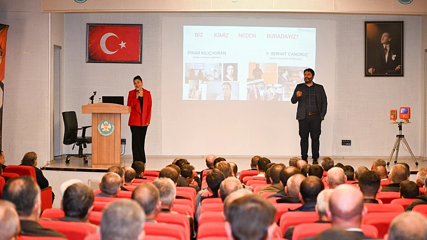 Manisa Büyükşehir Belediyesi'nden bin şoföre 'Müşteri Memnuniyeti ve Nezaket' eğitimi