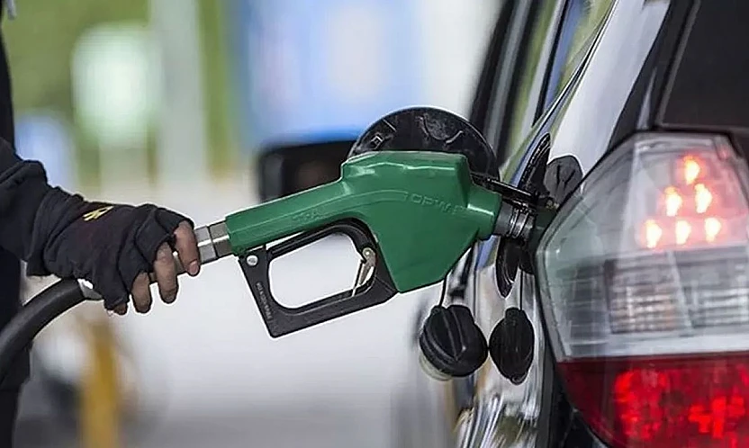 Benzine zam geldi: İstanbul, Ankara ve İzmir'de güncel fiyatlar