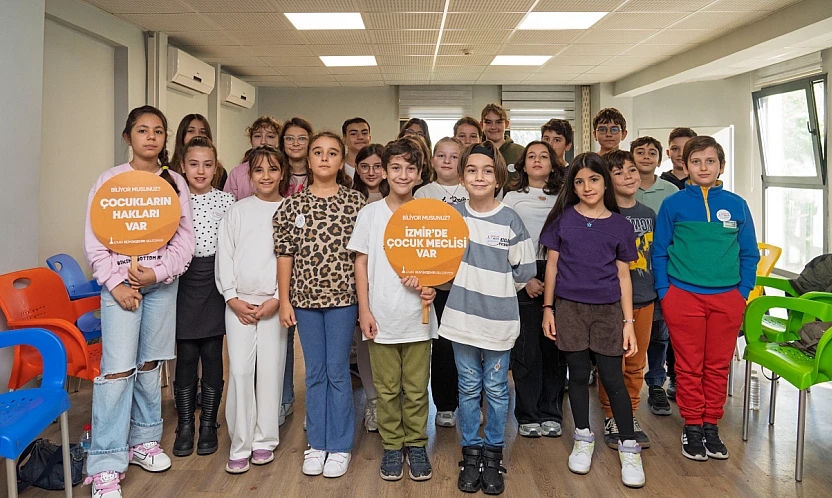 İzmir Büyükşehir Belediyesi çocuk meclisi göreve başladı