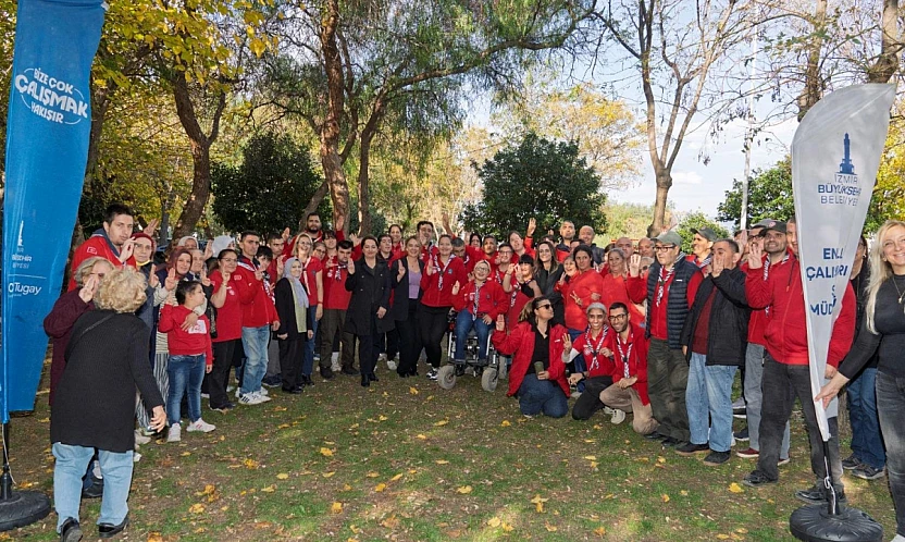 İzmir'de 'İzci Sofrası' buluşması: Engelli ve engelsiz izciler bir arada