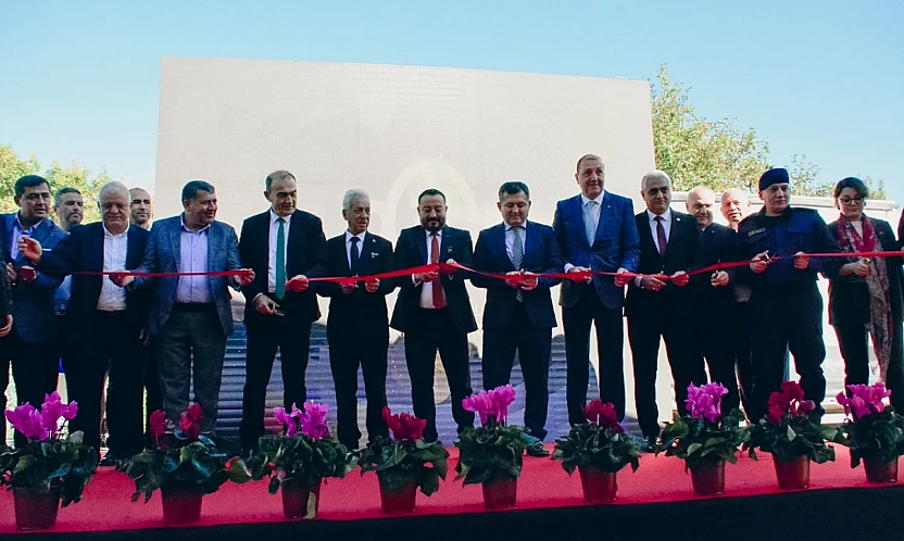 Ödemiş'te 20. Süs bitkileri ve fidancılık sergisi açıldı